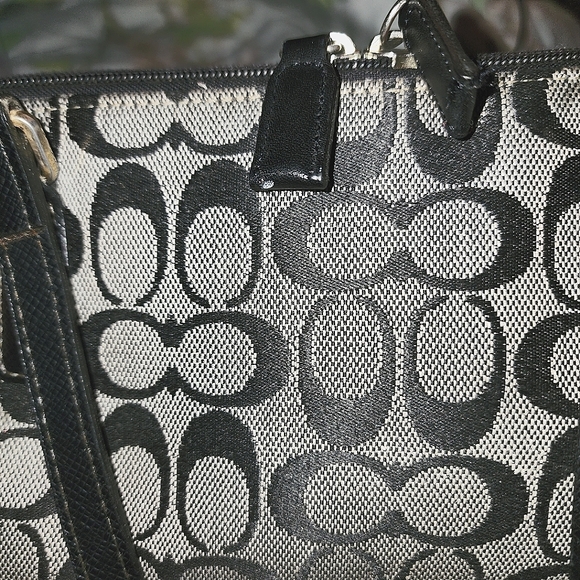 Vintage COACH logo handbag - Picture 6 of 7